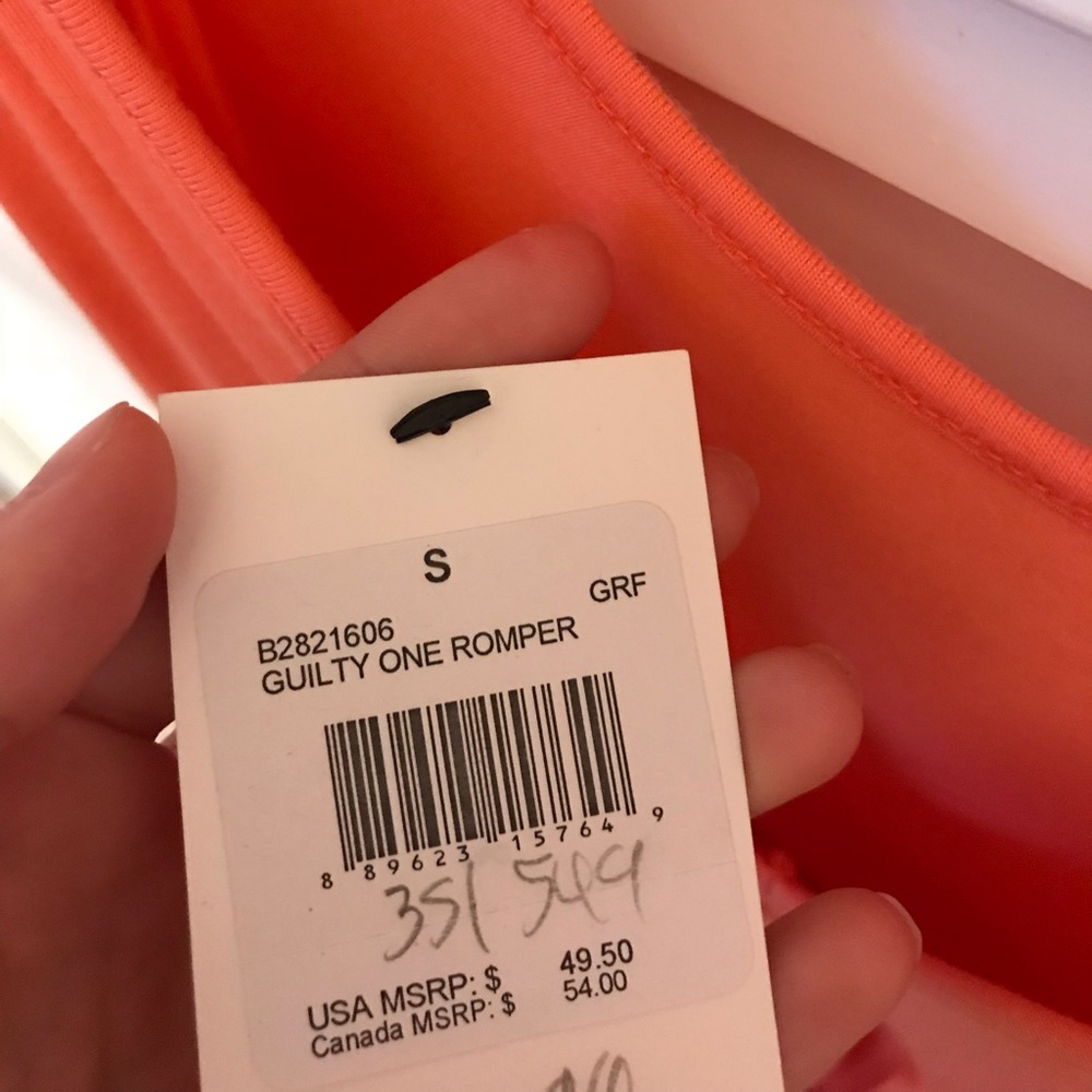 Volcom romper - Picture 6 of 6